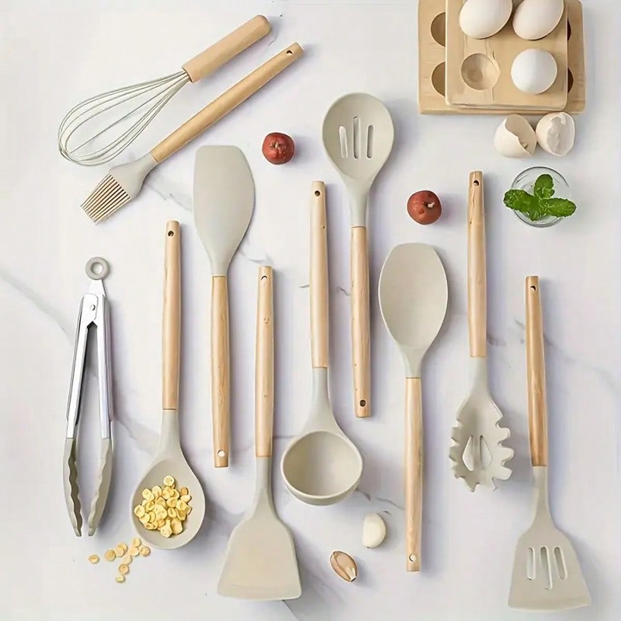 나무 손잡이가 달린 12개 세트의 논스틱 실리콘 주방용 - Kitchen Baking Essentials 리뷰 및 가격